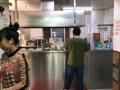 -老字号正宗四川麻辣烫(重庆路店)