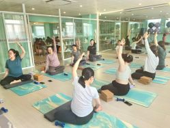 -爱尔乐美孕产瑜伽·普拉提