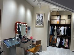 -方快PLUS照相馆(上海中环百联店)