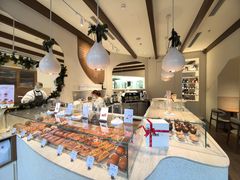-VERIE BAKEHOUSE