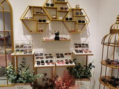 -肆兮眼镜·蔡司·徕卡战略合作店(大坪店)