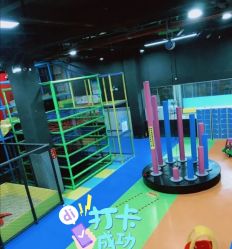 -蹦贝运动中心·蹦床·攀岩·闯关(龙岗店)