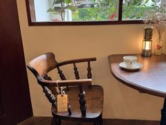 -Café Monson