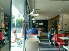 -肯德基(盘龙奥莱店)
