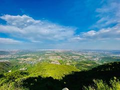 -鬼笑石后山停车场