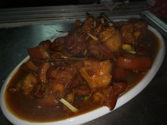 红烧猪蹄-老友记海鲜粥店