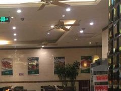 大堂-西部马华清真食府·丝路菜(大钟寺店)