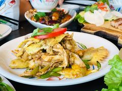 越式盐焗麻油鸡-大头虾越式风味餐厅(光明广场店)