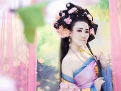 粉唐-九月鹰飞汉服摄影工作室