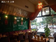 -Hooley's活利仕西餐厅(珠江新城店)
