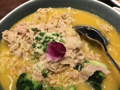 -港丽餐厅(高德置地店)