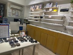 -天空之镜眼镜店蔡司依视路授权店(天通苑店)