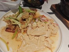 -五稻厨房粤西菜(新闻店)