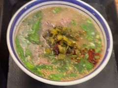 -云阿蛮云南生烫牛肉米线(奉贤路店)