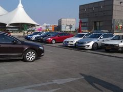 android_upload_pic-百联西郊购物中心·停车场