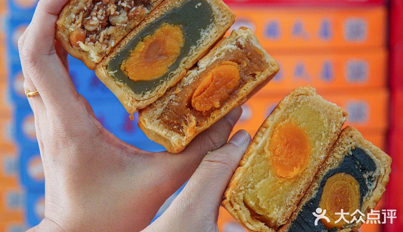 三亚美食丨老字号月饼去！斑斓月饼绝了！