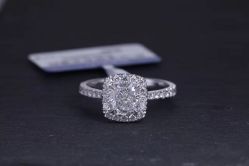 -威德钻石-克拉钻大本营(南京东路店)