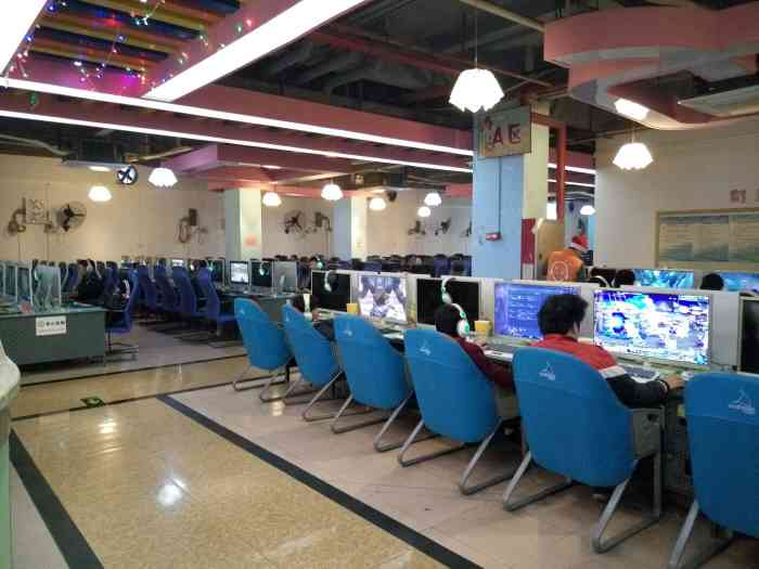 星悦网咖-"真的是在广州遇到的最差的网吧 环境非常差.