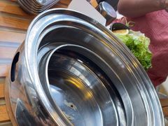 -叽叽扎扎烤肉场(生态城万达店)