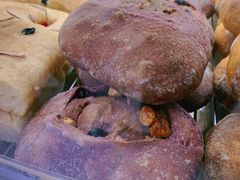 黑醋栗焦糖榛子洛代夫-PAOPAO Bakery&Café(港汇店)