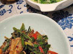 -川流不息·地道川菜·小龙虾(新松江路店)