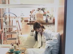 -Line 咖啡(石厦花园店)