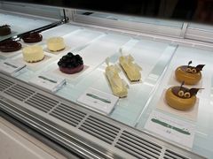 -潮一不贰·法式甜品·生日蛋糕·西式简餐(外滩店)