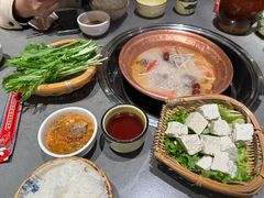 -阿婆情腊排骨火锅·野生菌季(古城旗舰店)