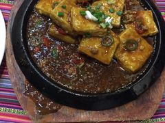 -香巴拉云南餐厅(华莱坞店)