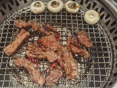 -草家酱蟹炭火烤肉店(珲春南路一店)