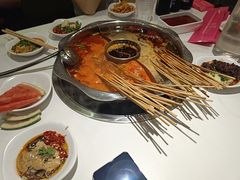 -佰人王串串香火锅(洋珠巷店)