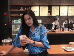 -星巴克臻选(成都环球乐天店)