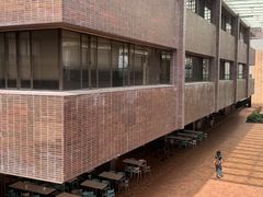 -香港大学