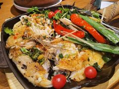 香茅草烤罗非鱼-云海肴·汽锅鸡·云南代表菜(天山百盛优客店)
