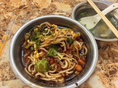-灵山卢梅燕粉店