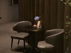 -wineapp葡萄酒餐吧(外滩金融中心店)