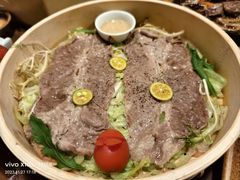 -万岛日本料理铁板烧(万泰国际店)