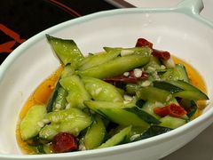 -黄记煌三汁焖锅(新佳丽江汉路店)