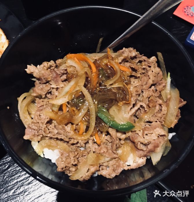 牛道74红花牛火山石烧(青岛万象城店)-图片-青岛美食-大众点评网