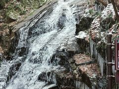 -藏龙百瀑风景区