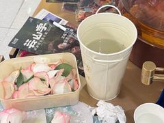 -芸山季·云南山珍菌火锅(人民广场来福士店)