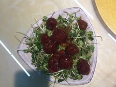 红果萝卜苗-天津乾毓德饭庄·清真传统炒菜·海鲜烧烤(咸阳路店)