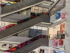 -资和信百货商场