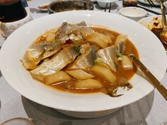 家烧白扁中鲳鱼-甬府小鲜(万象城店)