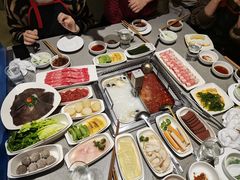 -海底捞火锅(新松江路店)