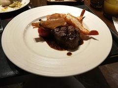 -恰餐厅及酒吧 CHAR Bar & Grill (北京丽都皇冠假日店)