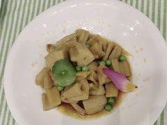 -鹊华居·地道鲁菜·海鲜·融合味(大明湖店)