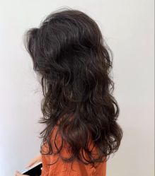 -iu潮牌·SALON