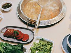 -左庭右院鲜牛肉火锅(浦江欢乐颂店)