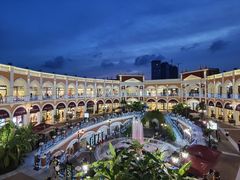 -佛罗伦萨小镇广佛名品奥特莱斯(疏港路店)